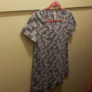 LuLaRoe Classic T-Shirt XS Paper Planes
